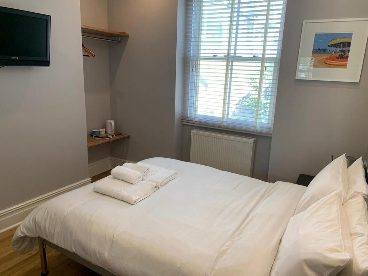 Weslie Guest House Brighton Bagian luar foto