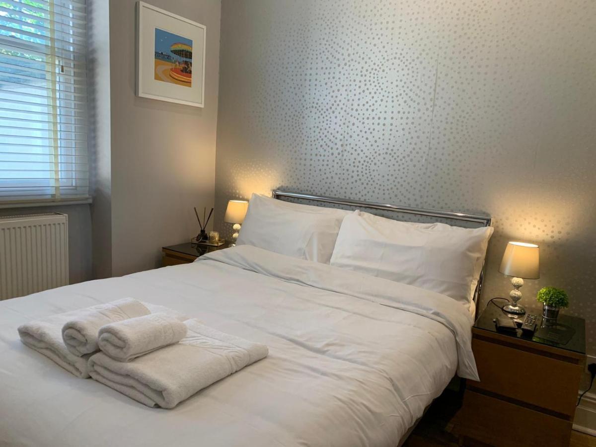 Weslie Guest House Brighton Bagian luar foto