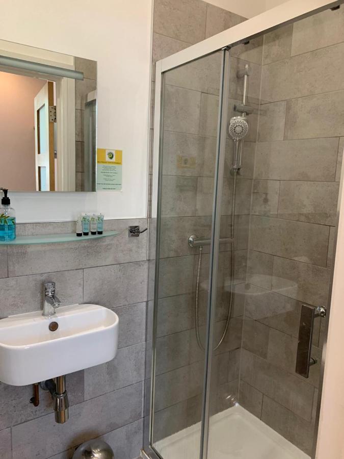 Weslie Guest House Brighton Bagian luar foto