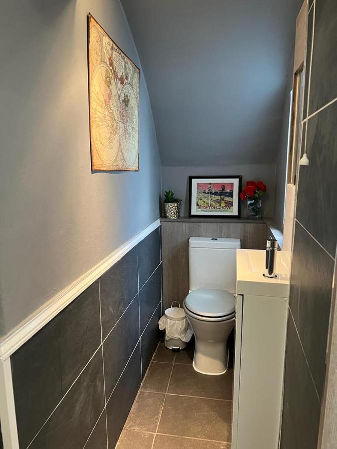 Weslie Guest House Brighton Bagian luar foto